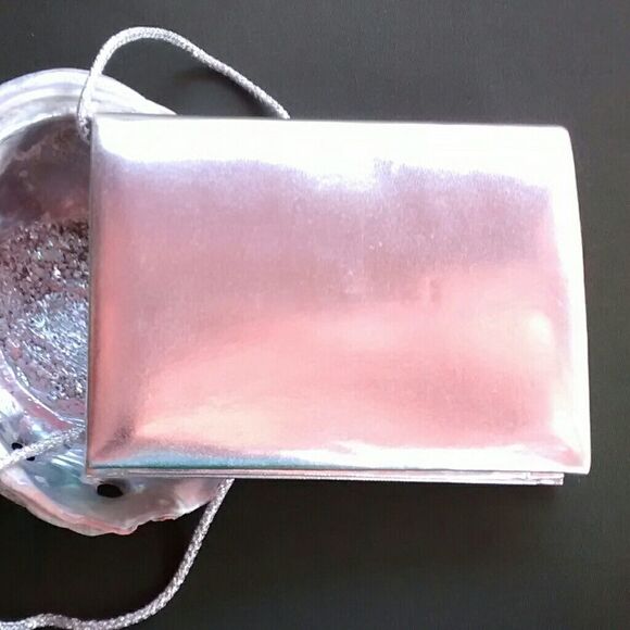 Private Collection Silver Bag - Picture 3 of 5